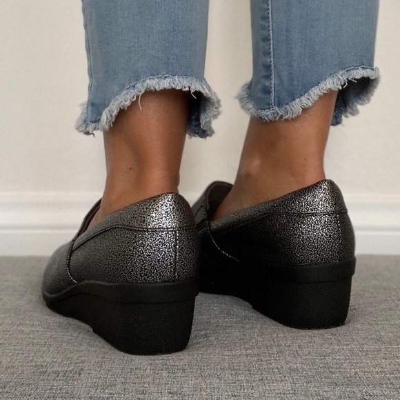 NIB Midnight Gray Comfort Non Slip Work Wedge Shoe - Picture 4 of 7